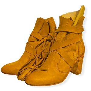 2/22/22 Free People ankle wrap boots, size 8
